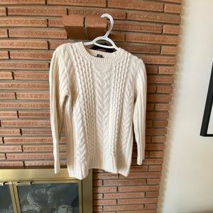 CLUB MONACO - XS - EUC - Cable knit sweater - Angora and Cashmere